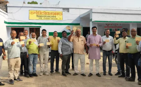 अयोध्या के शिक्षकों ने पोस्टकार्ड भेजकर TET की अनिवार्यता का किया विरोध, सरकार की भूमिका पर उठाए सवाल