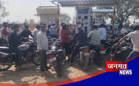 बलरामपुर: पेट्रोल-डीजल की कमी की अफवाह से हड़कंप, पंपों पर लंबी कतारें; प्रशासन बोला- कोई कमी नहीं
