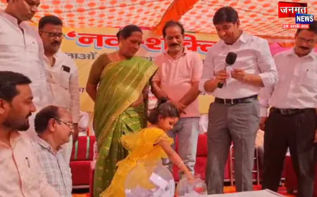 चन्दौली में महिला सशक्तिकरण की अनोखी पहल, पारदर्शिता और निष्पक्षता से महिलाओं को दुकान आवंटित