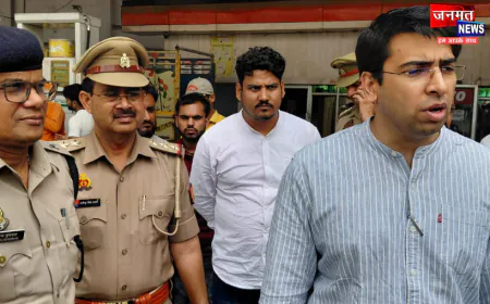 हाथरस: पेट्रोल-डीजल की आपूर्ति सामान्य, DM ने अफवाहों को किया खारिज; पंपों से जुटाई स्टॉक की जानकारी