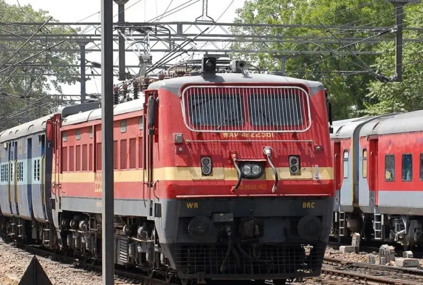 दो दिग्गज रेल कंपनियों को 'एक' करने की तैयारी, रॉकेट सा उड़े कंपनियों के शेयर