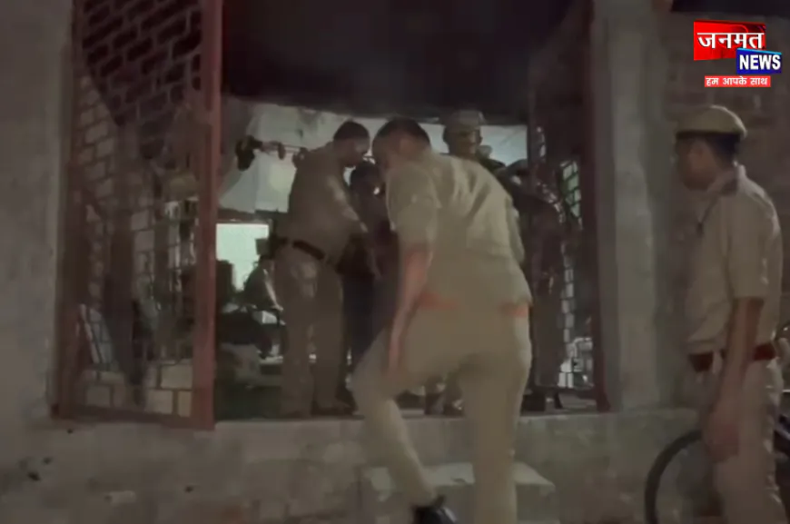 फतेहपुर में ट्रिपल मर्डर से फैली सनसनी, जांच में जुटी पुलिस और फॉरेंसिक टीम