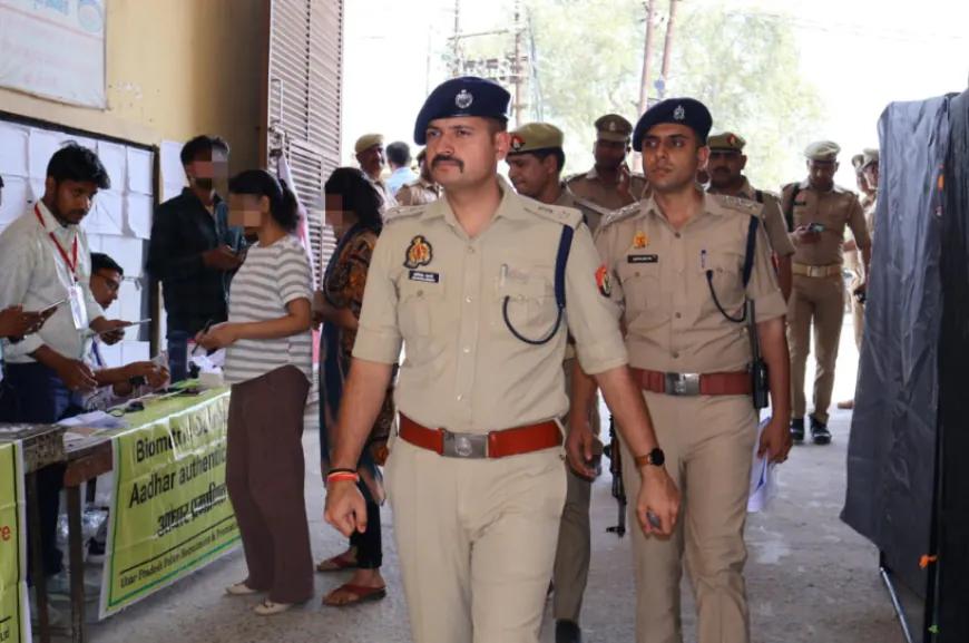 औरैया में दारोगा भर्ती परीक्षा शुरू, दो शिफ्ट में पेपर; पहले दिन 5280 अभ्यर्थी आठ केंद्रों पर दे रहे परीक्षा