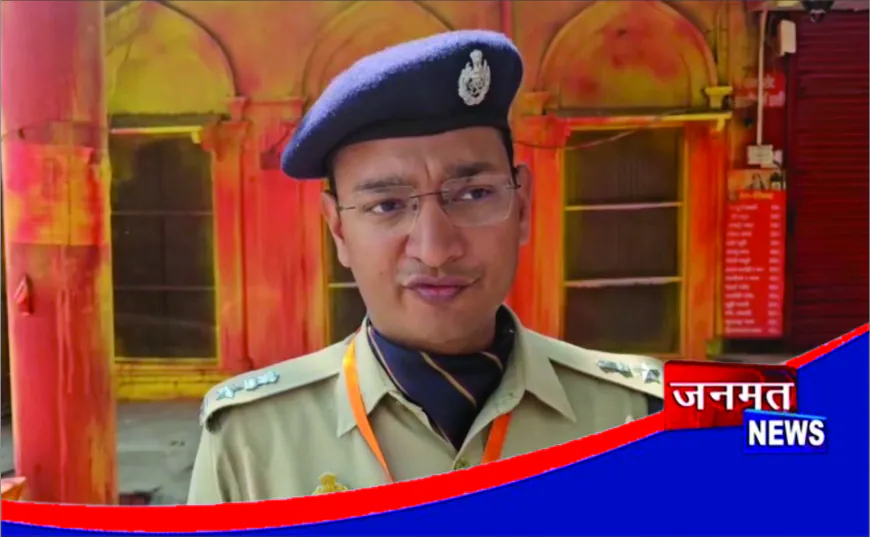 मथुरा में ‘फरसे वाले बाबा’ की मौत के बाद बवाल, आगरा-दिल्ली हाईवे पर तीन घंटे जाम