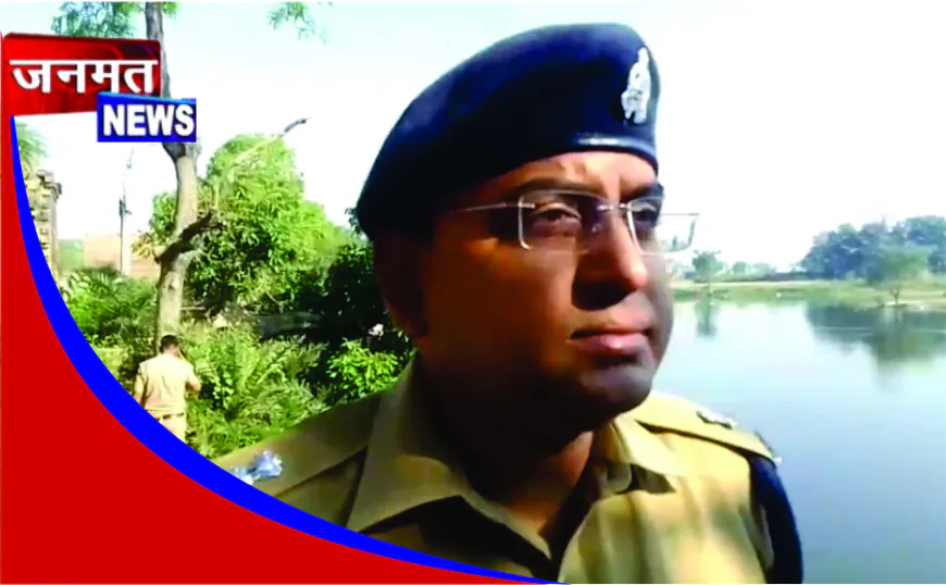 घर के बाहर सो रहे युवक की गला काटकर हत्या, पुराने विवाद में वारदात की आशंका