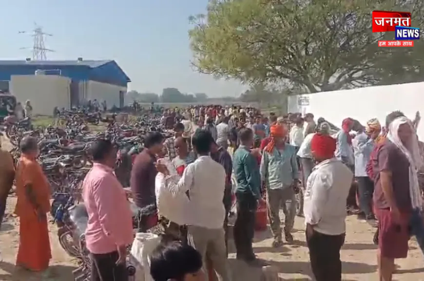 भदोही: गैस की कमी न होने का दावा फेल, रात से ही लग रहीं कतारें; हो रही कालाबाजारी