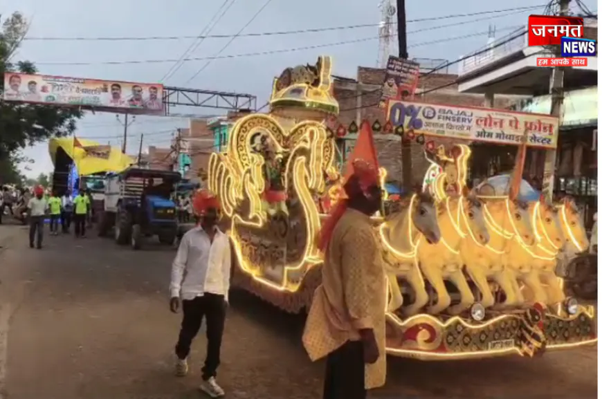 फतेहपुर में निकाला गया रामनवमी का भव्य जुलूस, बुलडोजर रहा आकर्षण का केंद्र