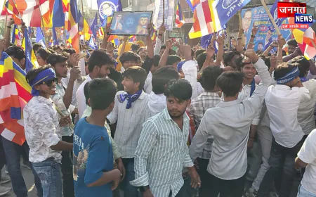 औरैया में धूमधाम से मनाई गई डॉ. अंबेडकर की जयंती, निकाली गई विशाल और भव्य शोभा यात्रा