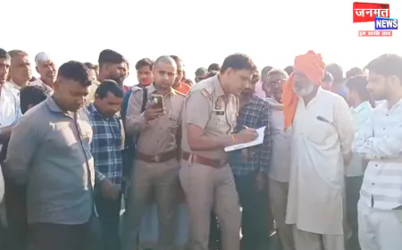 मथुरा: अनियंत्रित वाहन ने ऊंट-बुग्गी को रौंदा, चालक व ऊंट की दर्दनाक मौत; आक्रोशित ग्रामीणों ने लगाया जाम