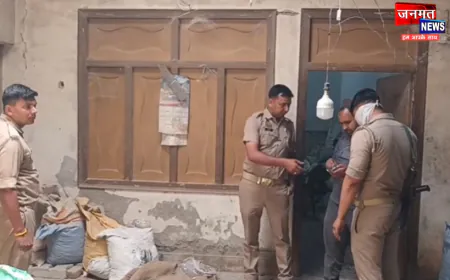 संभल में रिहायशी इलाके में चल रही अवैध ‘सींग बटन फैक्ट्री’ का भंडाफोड़, प्रशासन की छापेमारी से मचा हड़कंप