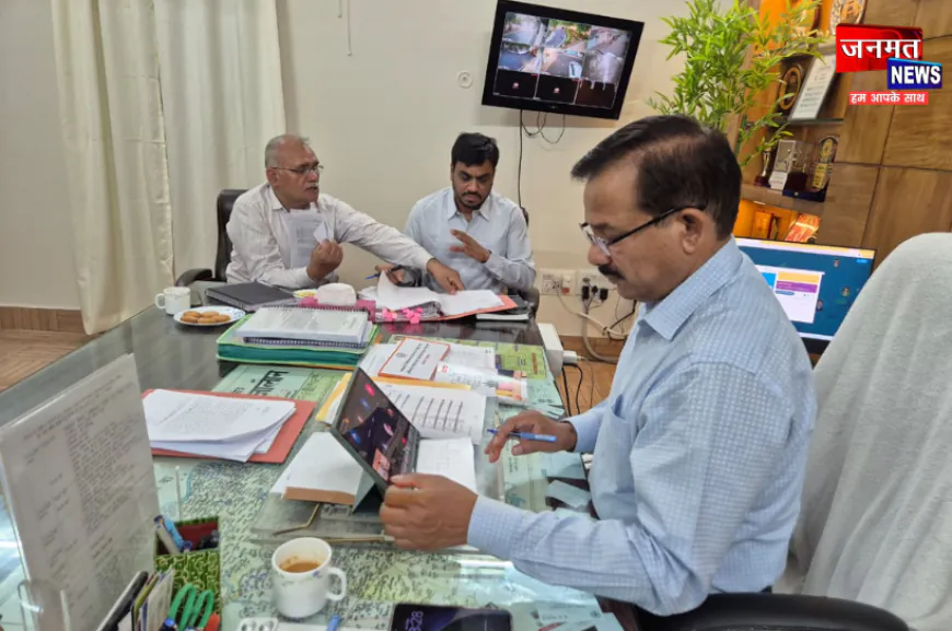 उरई में गेहूं खरीद में कोई बाधा नहीं, जनपद में 1 लाख 83 हजार बोरी उपलब्ध