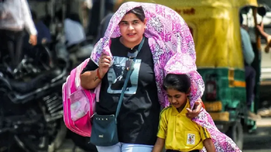 ओडिशा में भीषण गर्मी के चलते कई स्कूल बंद, पारा 45 डिग्री पहुंचने का अनुमान; IMD का अलर्ट