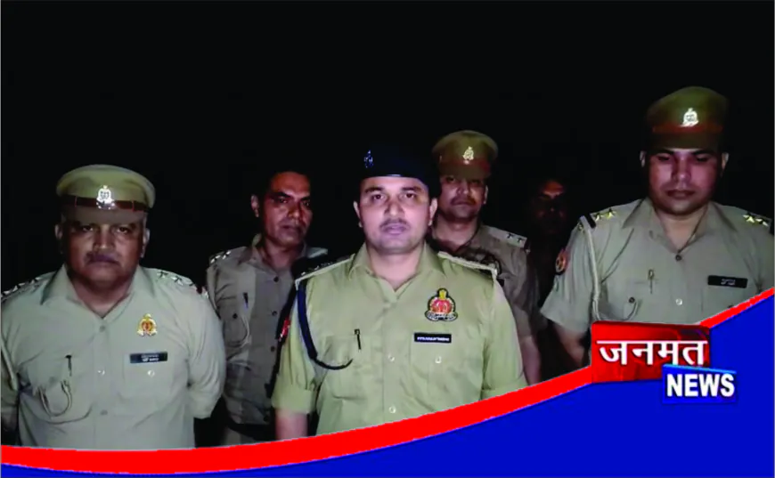 बुलंदशहर ट्रिपल मर्डर केस में पुलिस मुठभेड़, दो ₹50 हजार इनामी आरोपियों के पैर में लगी गोली