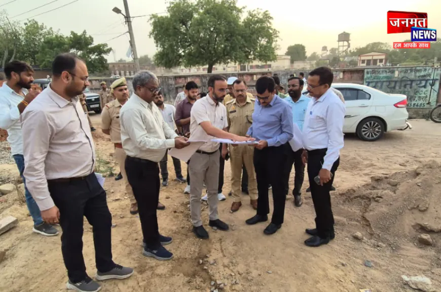 उरई: निर्माण कार्यों की गुणवत्ता और प्रगति पर सख्त नजर, नोडल अधिकारी ने किया मिनी स्टेडियम का निरीक्षण