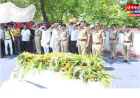 उरई: पुलिस के चारों वीर सपूतों को दी गई अंतिम विदाई, शोकाकुल परिवार के साथ लोगों की आंखे हुई नम