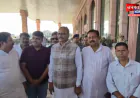 डिप्टी सीएम बृजेश पाठक पहुंचे अयोध्या, पुलवामा शहीदों को अर्पित की श्रद्धांजलि; की ऑपरेशन सिंदूर की सराहना