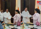 रायबरेली के ऊंचाहार में तूफान से भारी तबाही, आर्थिक सहायता की मांग; डीएम को दिया ज्ञापन