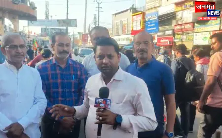 मुजफ्फरनगर: पश्चिम बंगाल में चुनावी नतीजों पर भाजपा कार्यकर्ताओं का जश्न, बांटी मिठाइयां