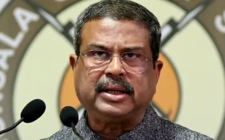 NEET UG 2026: री-एग्जाम 21 जून को, नया रजिस्ट्रेश फ्री, अगली बार से ऑनलाइन परीक्षा