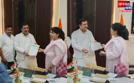 रायबरेली के ऊंचाहार में तूफान से भारी तबाही, आर्थिक सहायता की मांग; डीएम को दिया ज्ञापन