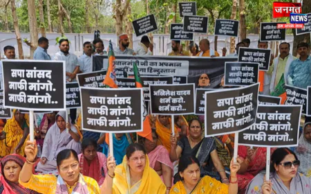 बलरामपुर: प्रधानमंत्री पर आपत्तिजनक टिप्पणी के विरोध में महिलाओं का प्रदर्शन, सपा के खिलाफ जताया रोष