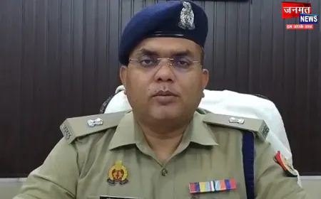 एटा: ट्रांसफार्मर से तेल चोरी करने वाले दो बदमाश किए गए गिरफ्तार, अवैध तमंचा कारतूस बरामद