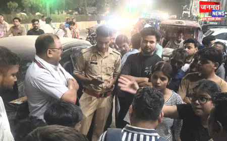 एटा: स्कूटी सवार लड़कियों का पीछा करने पर हाईवोल्टेज ड्रामा, कार सवार दरोगा और पुलिसकर्मी पर लगा आरोप