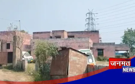 चंदौली: 20 साल से बंद पड़ा सरकारी अस्पताल बदहाली का शिकार, अधिकारियों पर लापरवाही का आरोप