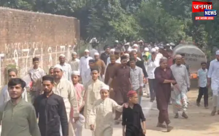 संभल में बकरीद की नमाज सकुशल संपन्न, प्रशासन के निर्देशों का लोगों ने किया पालन