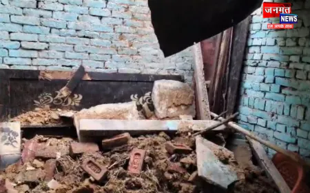 संभल: आंधी-बारिश के चलते गरीब का आशियाना हुआ धराशाई, खुले आसमान के नीचे रहने को मजबूर है परिवार