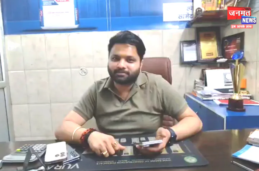 अयोध्या: गैलेंट इस्पात कंपनी के डिस्ट्रीब्यूटर का नि:शुल्क हेलमेट वितरण अभियान, सड़क सुरक्षा के प्रति किया जागरूक