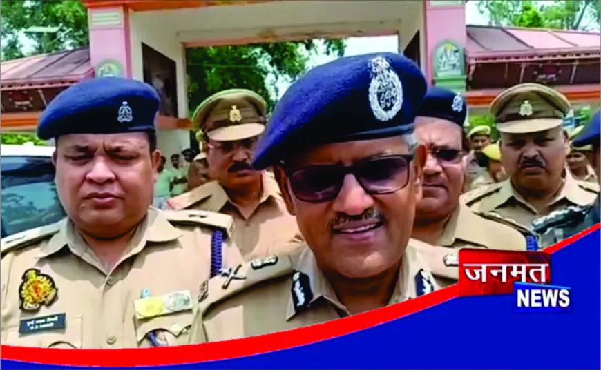 भारत-नेपाल सीमा पर सुरक्षा व्यवस्था का एडीजी ने लिया जायजा, रूपईडीहा थाने का किया निरीक्षण