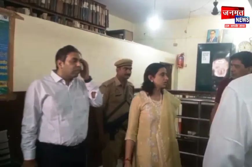 फर्रुखाबाद डीएम ने दो लेखपालों को किया निलंबित, लिंक एक्सप्रेस वे की जमीन खरीद में नहीं ले रहे थे रूचि
