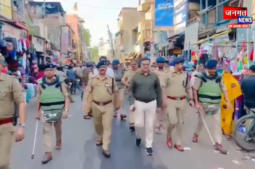 बहराइच: बकरीद को लेकर प्रशासन पूरी तरह अलर्ट, निकाला फ्लैग मार्च; दिए सख्त निर्देश