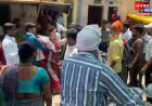 फर्रुखाबाद: जमीनी विवाद को लेकर अधिवक्ता व ग्रामीण महिला में मारपीट, वीडियो वायरल