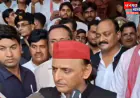 एटा: श्रद्धांजलि सभा में शामिल हुए सपा मुखिया अखिलेश यादव, केंद्र व राज्य सरकार पर साधा जमकर निशाना