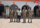 संभल: पुरानी रंजिश और पत्नी को भगा ले जाने के विवाद में युवक की हत्या का खुलासा, मुख्य आरोपी गिरफ्तार