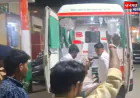 संभल: थाने के गेट के अंदर ग्रामीण ने अपने आप को किया आग के हवाले, जानें पूरा मामला