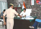 मुजफ्फरनगर SSP संजय वर्मा का पुलिस लाइन में औचक निरीक्षण, अभिलेखों और कार्यप्रणाली की गहन समीक्षा