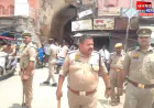 अयोध्या में चला अतिक्रमण हटाओ अभियान, हटाए गए सड़क किनारे लगे ठेले और अवैध कब्जे