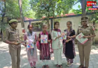 मुजफ्फरनगर: मिशन शक्ति के तहत जागरूकता अभियान, महिलाओं को हेल्पलाइन नंबरों और सरकारी योजनाओं की दी जानकारी