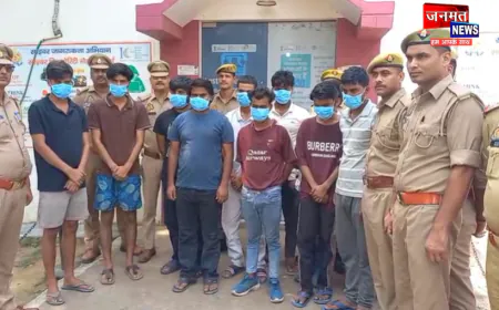 हरदोई में साइबर ठग गिरोह का पर्दाफाश,10 आरोपी गिरफ्तार; भारी मात्रा में लैपटॉप मोबाइल व सिम कार्ड बरामद