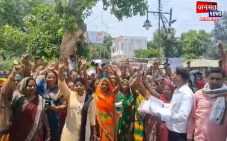 अयोध्या: जन कल्याण केयर टेकर एसोसिएशन ने मानदेय भुगतान न मिलने को लेकर किया धरना प्रदर्शन