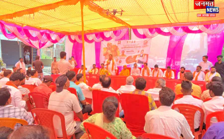 डुमरियागंज: सीएम योगी के जन्मोत्सव पर उमड़ा सेवा का जज्बा, 55 यूनिट रक्तदान कर दिया जीवनदान का संदेश