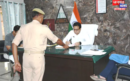 मुजफ्फरनगर SSP संजय वर्मा का पुलिस लाइन में औचक निरीक्षण, अभिलेखों और कार्यप्रणाली की गहन समीक्षा