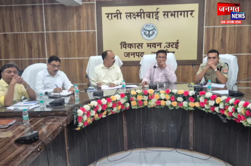 योगा औपचारिकता नहीं, बल्कि जीवनशैली को स्वस्थ्य बनाने का साधन है: जिलाधिकारी उरई