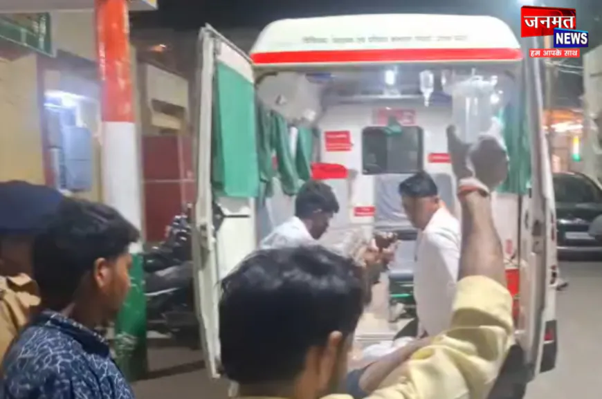 संभल: थाने के गेट के अंदर ग्रामीण ने अपने आप को किया आग के हवाले, जानें पूरा मामला
