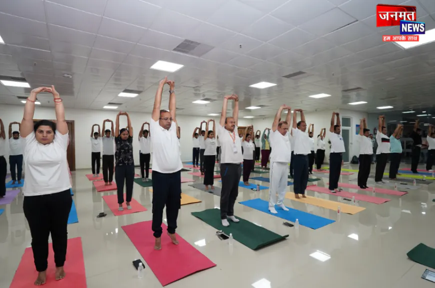 डॉ. राम मनोहर लोहिया आयुर्विज्ञान संस्थान में मनाया गया अंतर्राष्ट्रीय योग दिवस, कॉमन योग प्रोटोकॉल का किया गया पालन