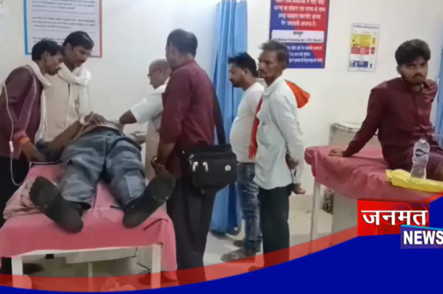 चंदौली में भीषण सड़क हादसा, अनियंत्रित ट्रक ने टेम्पो में मारी जोरदार टक्कर; पिता-पुत्र गंभीर घायल