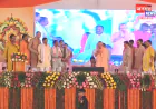कुशीनगर पहुंचे मुख्यमंत्री योगी आदित्यनाथ, 525 करोड़ की 464 परियोजनाओं का करेंगे लोकार्पण और शिलान्यास